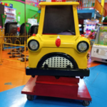 TAXI AMARILLO YUK010