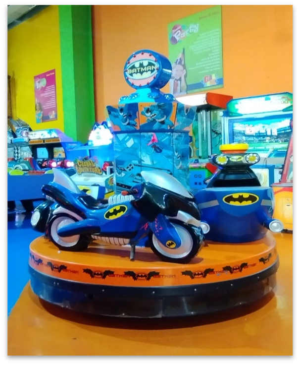 BATMAN CARROUSEL VMK012