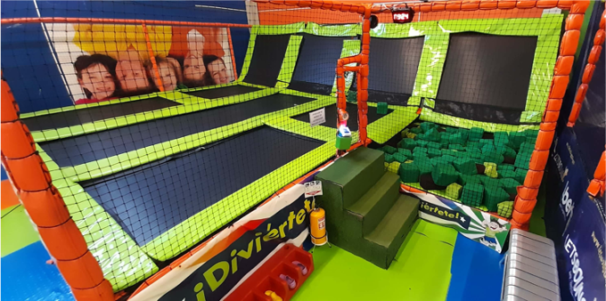 LONA DE BRINCOS VUO001